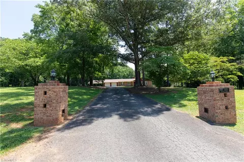 660 Wilmoth Rd, Dobson, NC 27017 photo 2