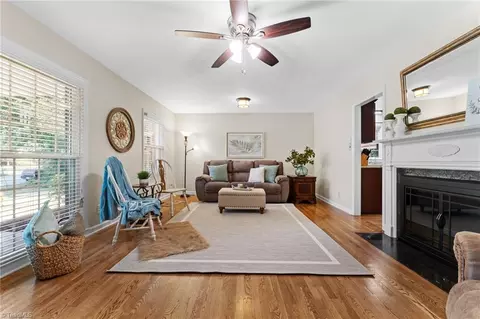 1053 Cantering Rd, High Point, NC 27262 photo 15