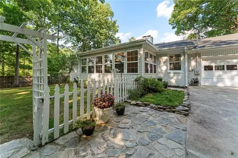 1053 Cantering Rd, High Point, NC 27262 photo 46