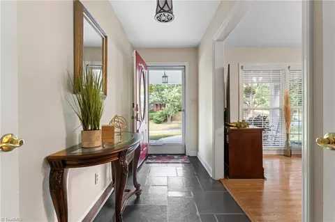 1053 Cantering Rd, High Point, NC 27262 photo 14