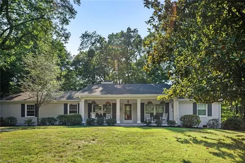 1053 Cantering Rd, High Point, NC 27262 photo 6