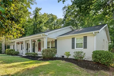 1053 Cantering Rd, High Point, NC 27262 photo 8