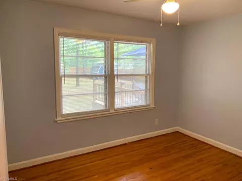 413 Rockspring Rd, High Point, NC 27262 photo 18