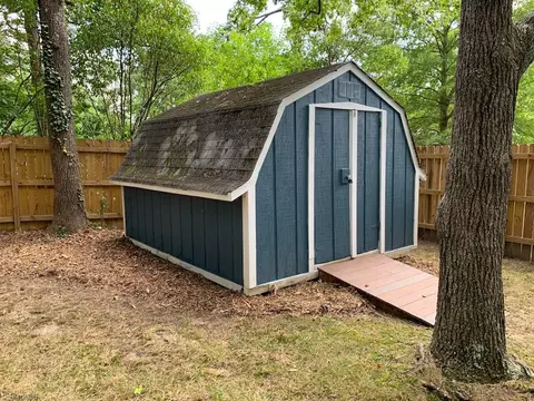 413 Rockspring Rd, High Point, NC 27262 photo 23
