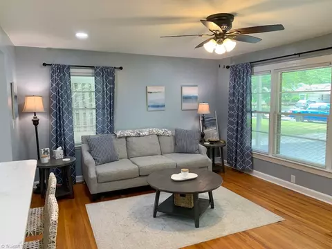 413 Rockspring Rd, High Point, NC 27262 photo 3