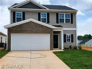 3938 Angel Hill Ln, High Point, NC 27265