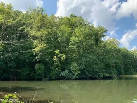 7633 Whisper Hollow Ln, Lewisville, NC 27023