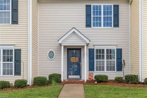 3709 Spanish Peak Dr, High Point, NC 27265