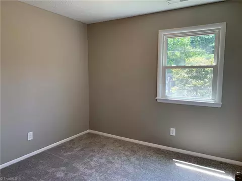 105 Laurel Ln, King, NC 27021 photo 18