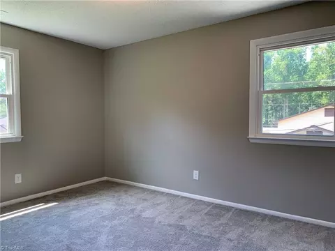 105 Laurel Ln, King, NC 27021 photo 15