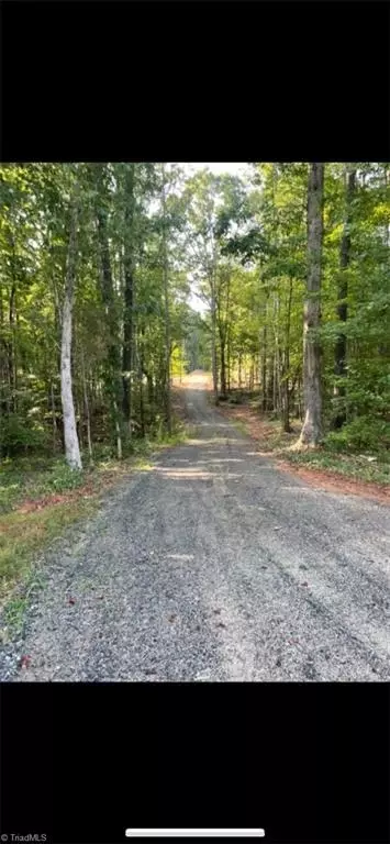 395 Roach Rd, Reidsville, NC 27320