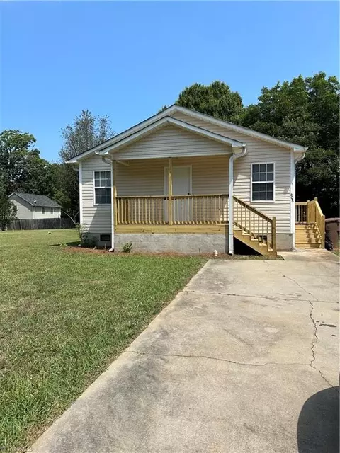 608 Garrett St, Greensboro, NC 27406