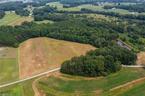 0 Hunter Rd, Pilot Mountain, NC 27030