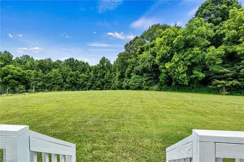 690 Williamsburg Rd, Olin, NC 28660 photo 6