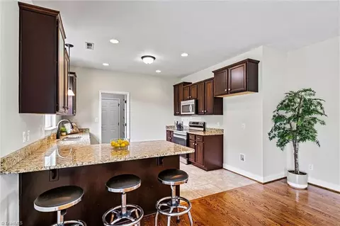 690 Williamsburg Rd, Olin, NC 28660 photo 11
