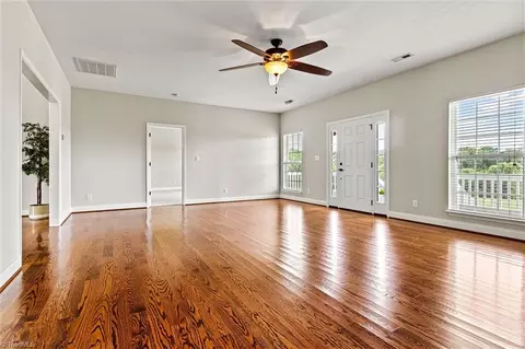 690 Williamsburg Rd, Olin, NC 28660 photo 7