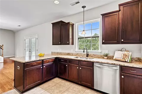 690 Williamsburg Rd, Olin, NC 28660 photo 12