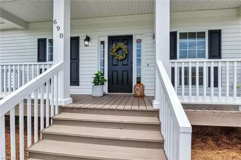 690 Williamsburg Rd, Olin, NC 28660 photo 3