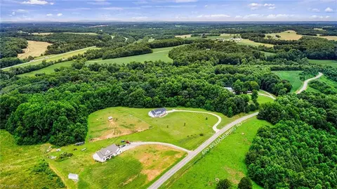 690 Williamsburg Rd, Olin, NC 28660 photo 39