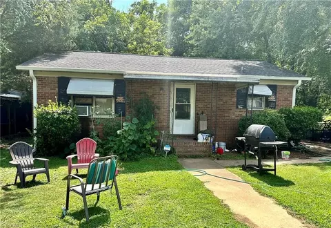 324 Pennington Ave, Lexington, NC 27292
