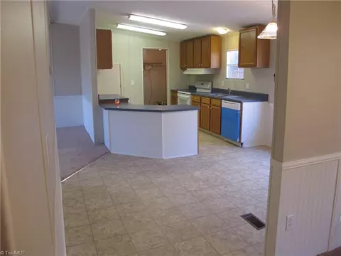 2177 Boiling Springs Rd, Purlear, NC 28665 photo 24