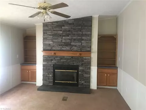 2177 Boiling Springs Rd, Purlear, NC 28665 photo 17