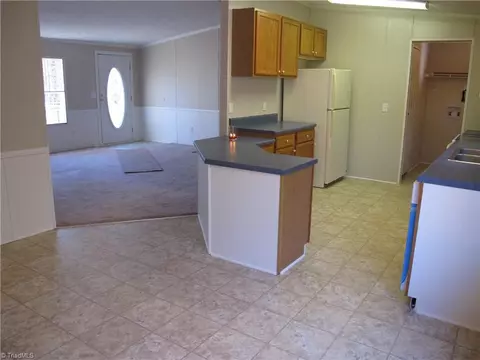 2177 Boiling Springs Rd, Purlear, NC 28665 photo 18