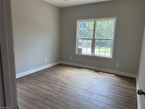 107 Hillcrest Dr, Spencer, NC 28159 photo 9
