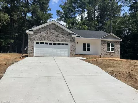 107 Hillcrest Dr, Spencer, NC 28159 photo 2