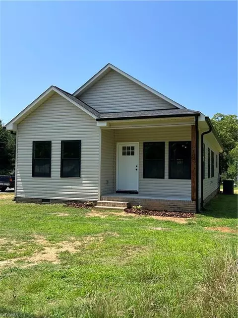 132 Koontz Ave, Lexington, NC 27295