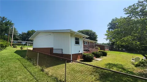 1226 Forest Rd, Eden, NC 27288 photo 24