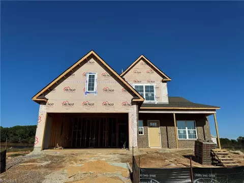521 Fairmile Dr, Greensboro, NC 27455