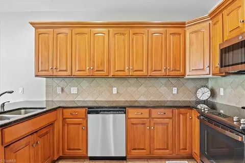 3828 Canter Dr, Trinity, NC 27370 photo 12