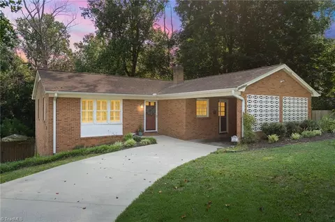 1317 Burlingate Pl, Burlington, NC 27215