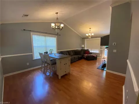 406 Shadybrook Rd, High Point, NC 27265 photo 12