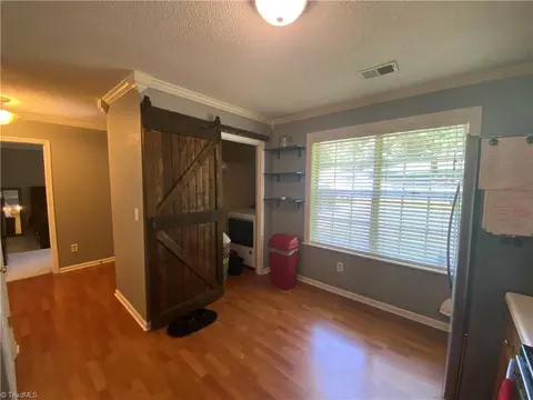 406 Shadybrook Rd, High Point, NC 27265 photo 10