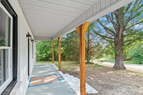 5624 Rockford Dr, Trinity, NC 27370 photo 5