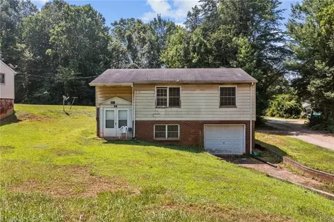 8611 Old Us Highway 29, Pelham, NC 27311