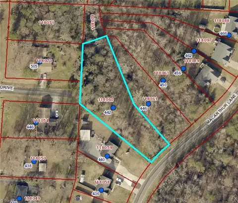 442 Macarthur Ln, Burlington, NC 27217
