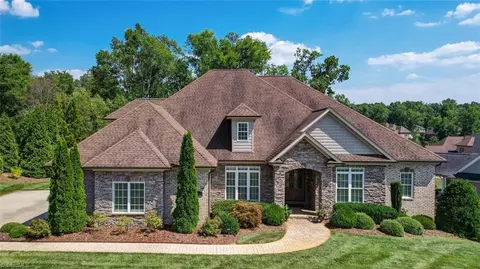 8312 Lillys Cir, Greensboro, NC 27455