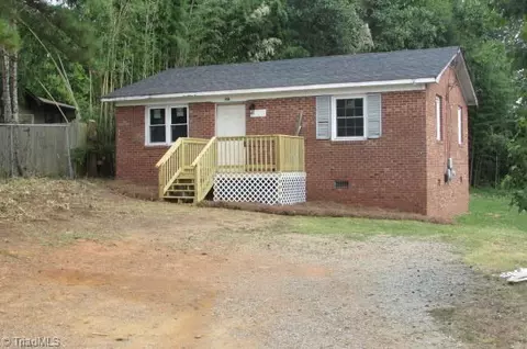 106 Eastview Pl, High Point, NC 27260