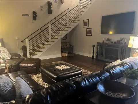 205 Jefferson Ave S, West Jefferson, NC 28694