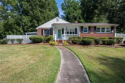 1042 Montlieu Ave, High Point, NC 27262