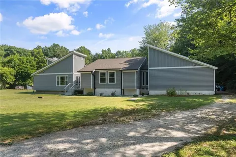 5817 Marion Elsie Dr, Greensboro, NC 27407