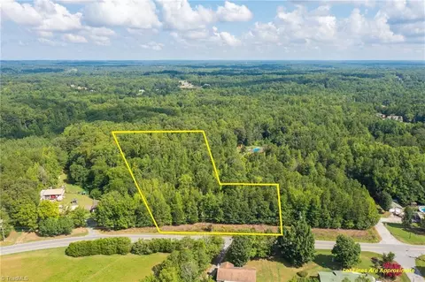 0 Upper Lake Rd, Thomasville, NC 27360
