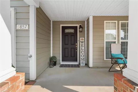 3857 Tonsley Pl, High Point, NC 27265 photo 6