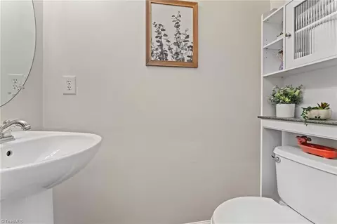 3857 Tonsley Pl, High Point, NC 27265 photo 19