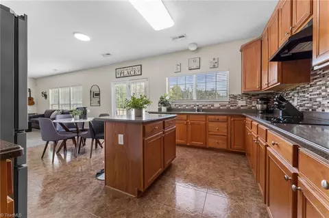 3857 Tonsley Pl, High Point, NC 27265 photo 17