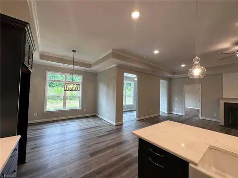 3449 Willowcrest St, High Point, NC 27265 photo 11