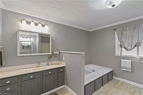 284 Buckingham Rd, Pinnacle, NC 27043 photo 18